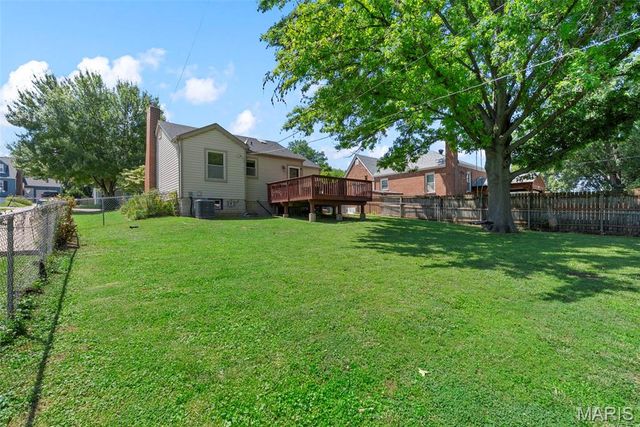 9434 Brenda Avenue, St Louis, MO 63123