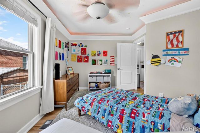 9434 Brenda Avenue, St Louis, MO 63123