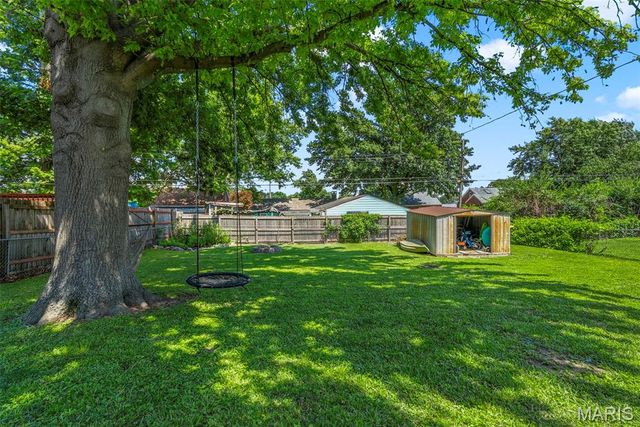 9434 Brenda Avenue, St Louis, MO 63123