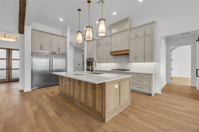 6708 E 153rd Street S, Bixby, OK 74008