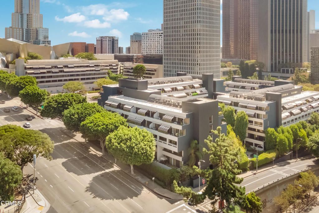 880 W 1st Street 618, Los Angeles, CA 90012 — photo 3