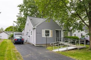 77 Ridgecrest Road, Greece, NY 14626