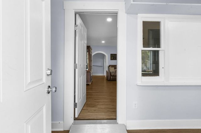 1938 English Street, North Charleston, SC 29405