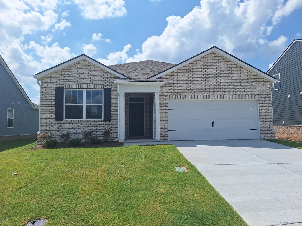 103 Hartmann Crossing Dr, Lebanon, TN 37087