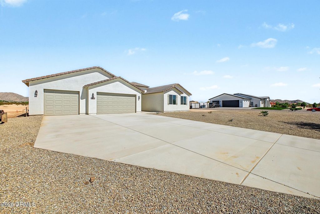 12091 W Jaiden Street, Casa Grande, AZ 85194 — photo 4