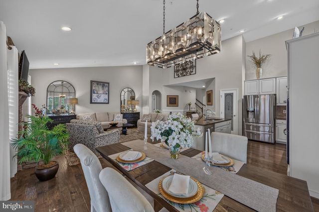 1123 LONG FARM CIR, Brunswick, MD 21716