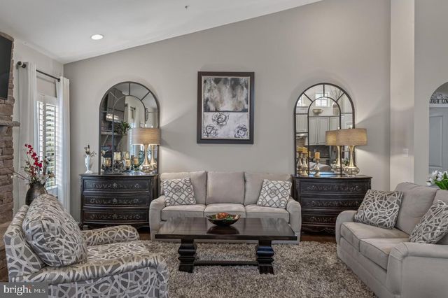 1123 LONG FARM CIR, Brunswick, MD 21716