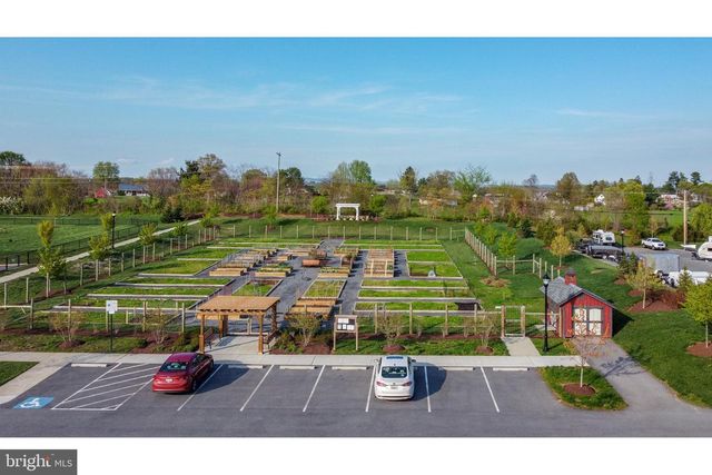 1123 LONG FARM CIR, Brunswick, MD 21716