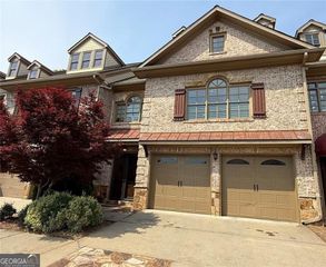 6232 Clapham Lane, Johns Creek, GA 30097