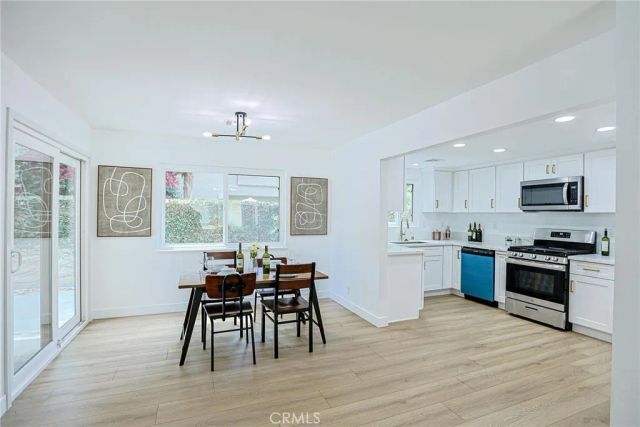 8860 La Salle 4, Cypress, CA 90630