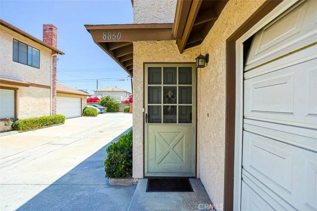 8860 La Salle 4, Cypress, CA 90630