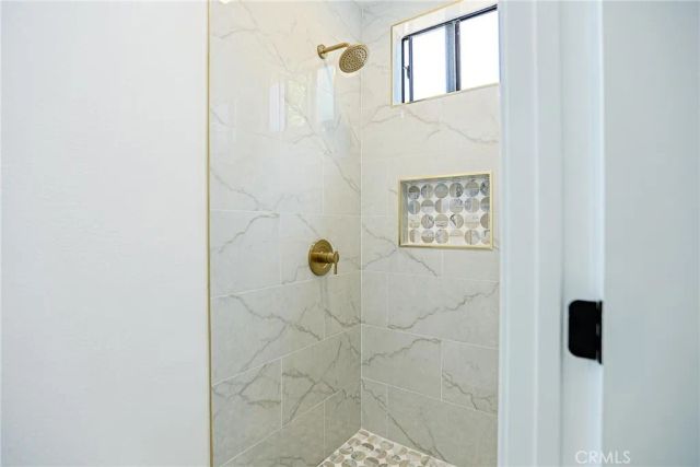 8860 La Salle 4, Cypress, CA 90630