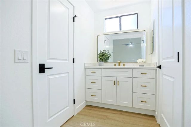 8860 La Salle 4, Cypress, CA 90630