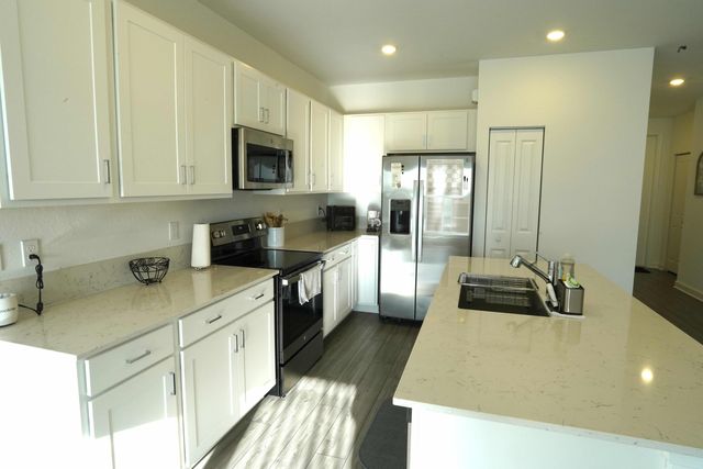 870 SE Grovebush Lane, Port St. Lucie, Port St Lucie, FL 34984