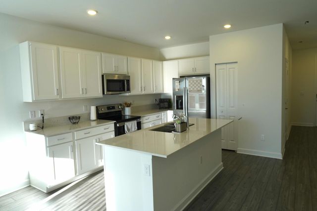 870 SE Grovebush Lane, Port St. Lucie, Port St Lucie, FL 34984