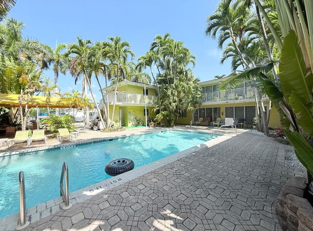 77 Hendricks Isle 5, Fort Lauderdale, FL 33301