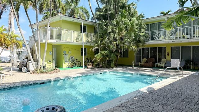 77 Hendricks Isle 5, Fort Lauderdale, FL 33301