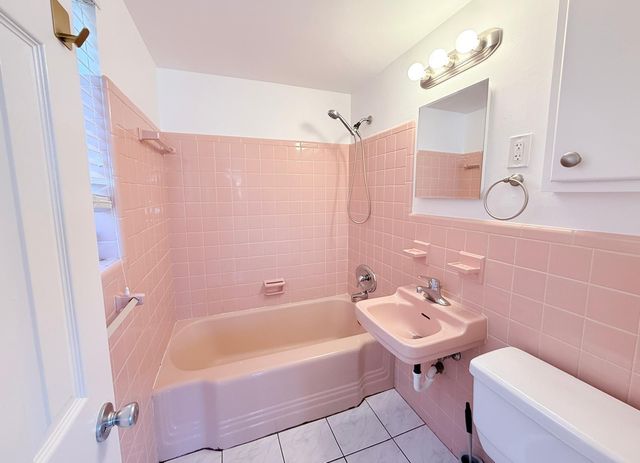 77 Hendricks Isle 5, Fort Lauderdale, FL 33301