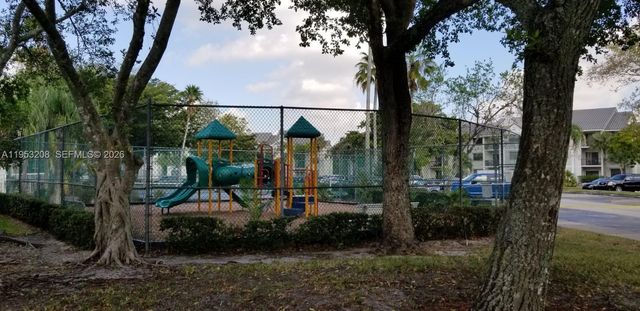 11277 W Atlantic Blvd 205, Coral Springs, FL 33071