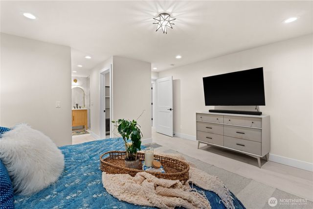 6017 53rd Street NW, Gig Harbor, WA 98335