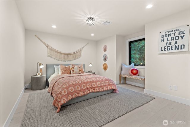6017 53rd Street NW, Gig Harbor, WA 98335