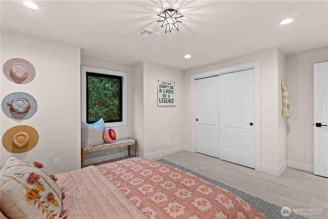 6017 53rd Street NW, Gig Harbor, WA 98335