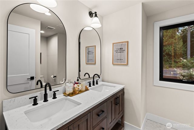 6017 53rd Street NW, Gig Harbor, WA 98335