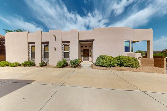 5304 SACATE Avenue NW, Albuquerque, NM 87120