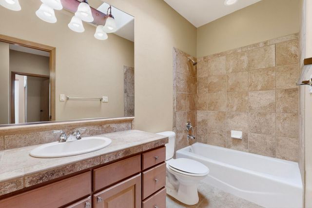 5304 SACATE Avenue NW, Albuquerque, NM 87120