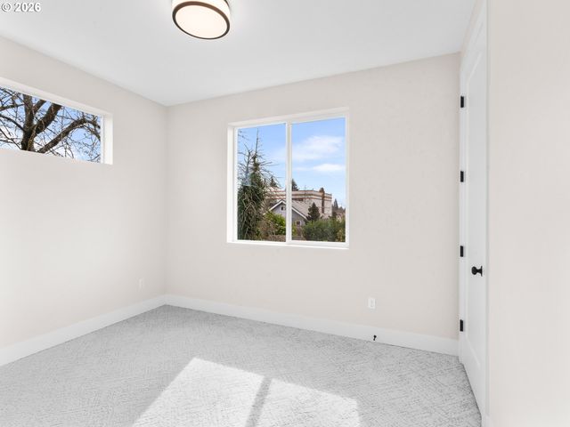 3136 Ne 72nd Ave, Portland, OR 97213