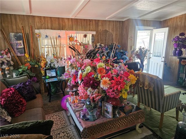 3427 Haleakala Drive, Las Vegas, NV 89122