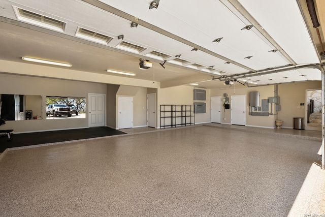 140 KUNTZ RUN, Bulverde, TX 78163