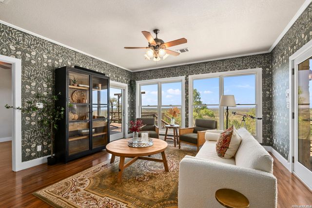 140 KUNTZ RUN, Bulverde, TX 78163