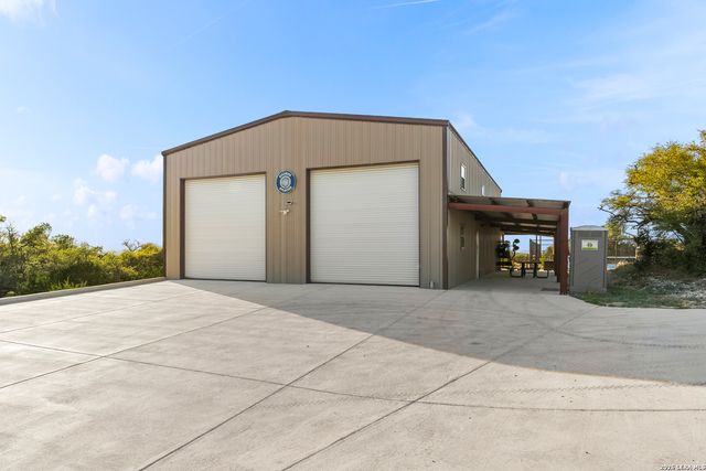 140 KUNTZ RUN, Bulverde, TX 78163