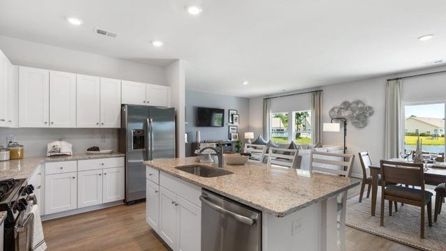 1027 Harbor Dr., Calabash, NC 28467