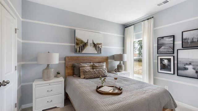 1027 Harbor Dr., Calabash, NC 28467