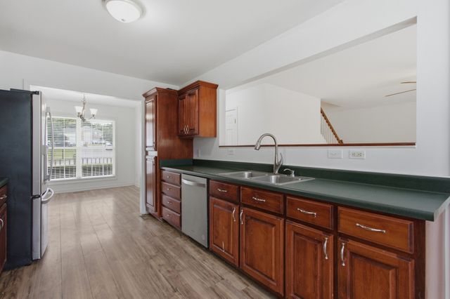 1230 Baker Creek Dr, Spring Hill, TN 37174