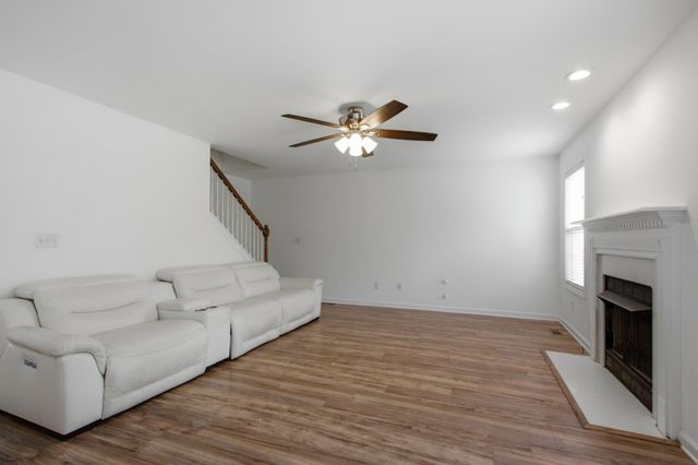 1230 Baker Creek Dr, Spring Hill, TN 37174