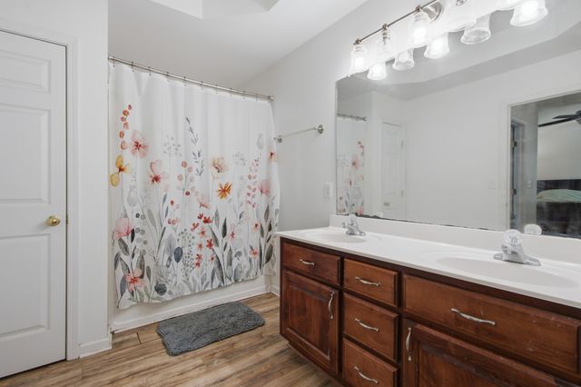 1230 Baker Creek Dr, Spring Hill, TN 37174
