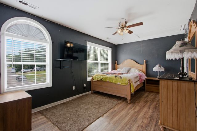 1230 Baker Creek Dr, Spring Hill, TN 37174