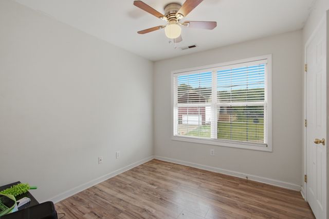 1230 Baker Creek Dr, Spring Hill, TN 37174