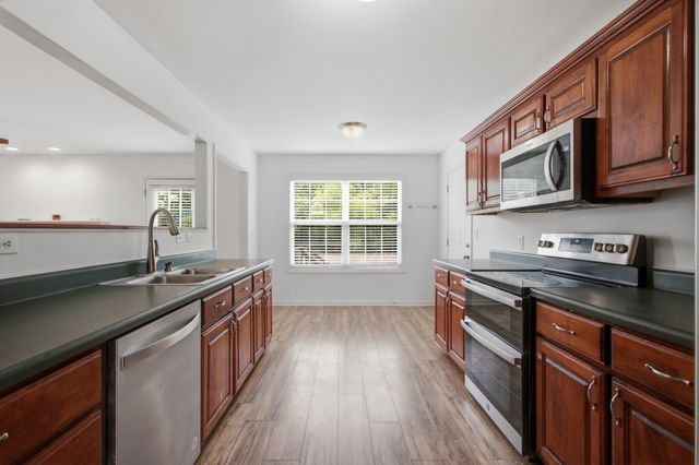 1230 Baker Creek Dr, Spring Hill, TN 37174
