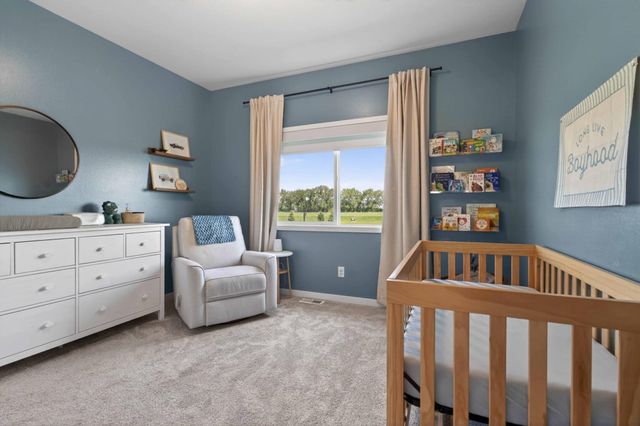 1426 SUMMERWOOD Trail W, Dilworth, MN 56529