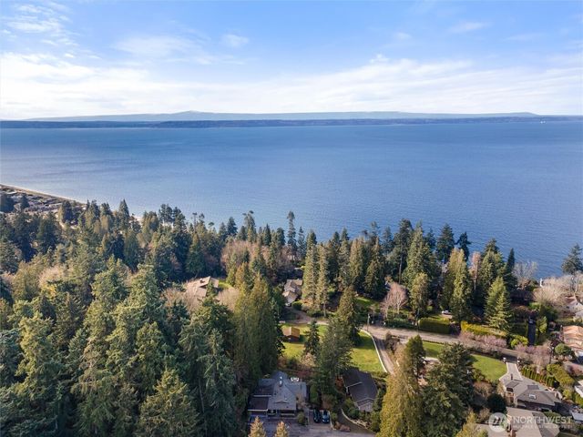 18431 High Street, Edmonds, WA 98020