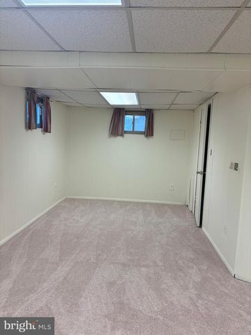 1249 DERBYSHIRE RD, Potomac, MD 20854