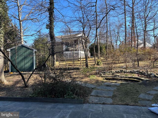 1249 DERBYSHIRE RD, Potomac, MD 20854