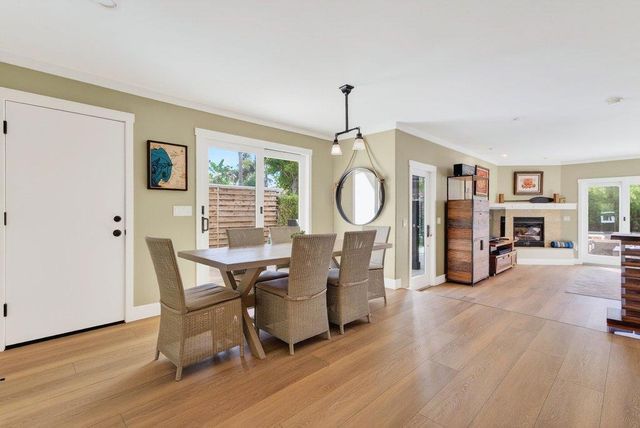 3844 Floral Court, Santa Cruz, CA 95062