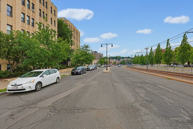 1662 Commonwealth Ave 43, Boston, MA 02135