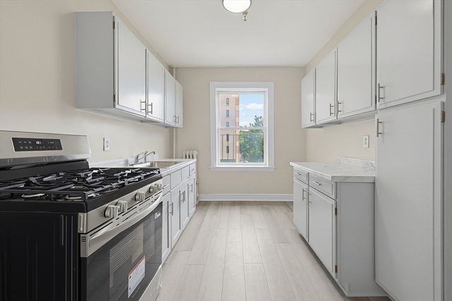 1662 Commonwealth Ave 43, Boston, MA 02135