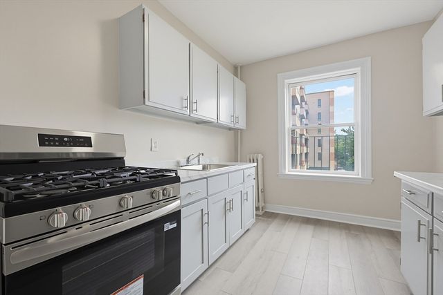 1662 Commonwealth Ave 43, Boston, MA 02135
